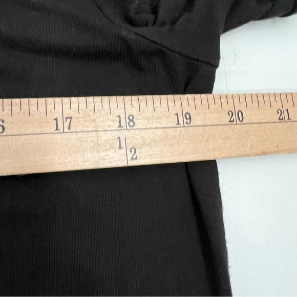 SOMA Long Sleeve Black Lounge Top Lightweight Sleepwear  Black Wmns. Size Medium - Picture 5 of 6